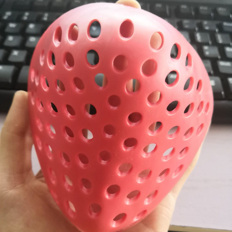 Masque en Silicone noir et rou - Silicone Mask Bracket avis et prix